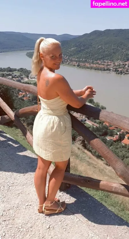 Kathianobilixx OnlyFans Thumbnail #dRTskOU2wd