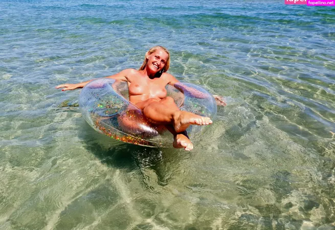 Kathianobilixx OnlyFans Thumbnail #oSoAvex050