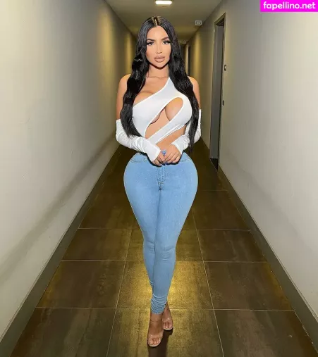Kathleen Molina OnlyFans Thumbnail #m4vdhVNyJn