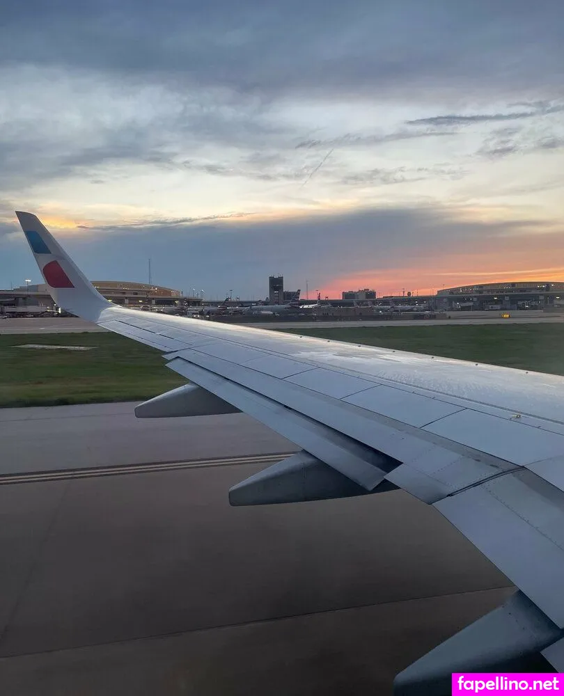 kathobbs, kathobbsofficial Nude Leaked OnlyFans Photo #dwcKbS5ERL