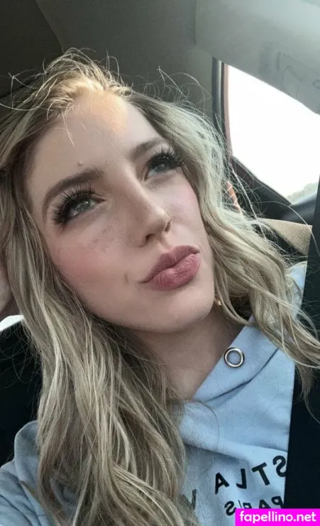 Kathobbs OnlyFans Thumbnail #fvGM8GD8sK