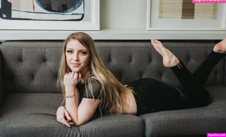 Kathobbs OnlyFans Thumbnail #zvkbnYHcld