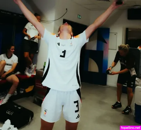 Kathrin Hendrich OnlyFans Thumbnail #lAu9eeJlRy