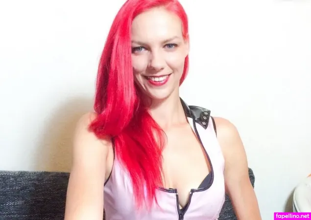 Kathrin Kox OnlyFans Thumbnail #1cgx84YulI