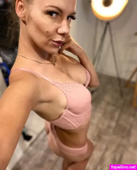Kathrin Kox OnlyFans Thumbnail #8tLyEyA90Q