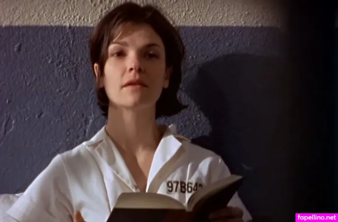 Kathryn Erbe OnlyFans Thumbnail #f9GV2ruaxl