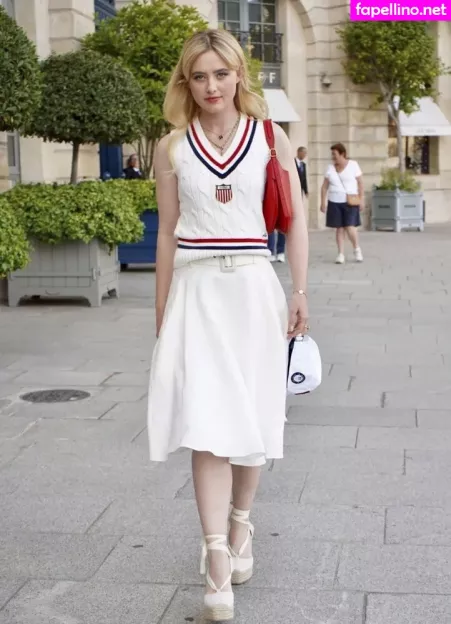 Kathryn Newton OnlyFans Thumbnail #2v8Usliw3K