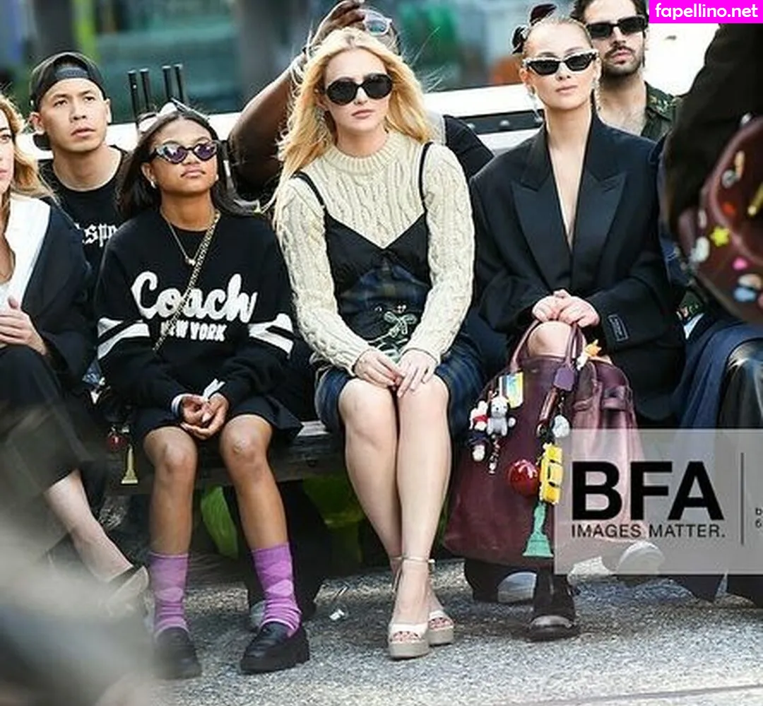 Kathryn Newton, kathryynn Nude Leaked OnlyFans Photo #CnNy9fhphI