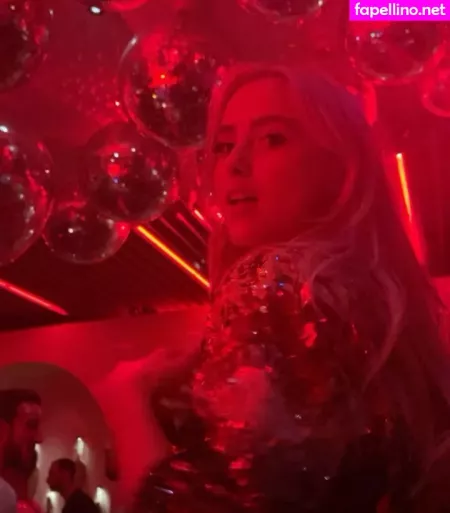 Kathryn Newton OnlyFans Thumbnail #F3WBK4GDz4