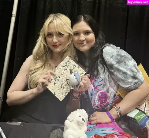 Kathryn Newton OnlyFans Thumbnail #I9nAlE7NnG