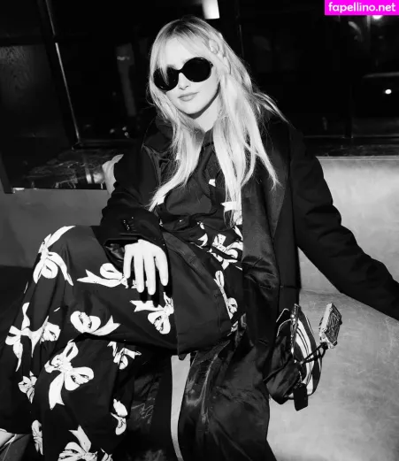 Kathryn Newton OnlyFans Thumbnail #ML3CCVwrwC