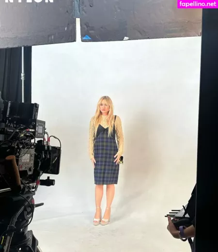 Kathryn Newton OnlyFans Thumbnail #TBKfsaZPc3