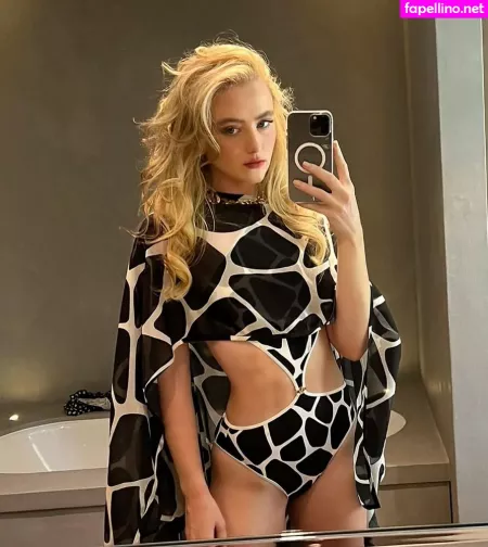 Kathryn Newton OnlyFans Thumbnail #TIhdFUX78D