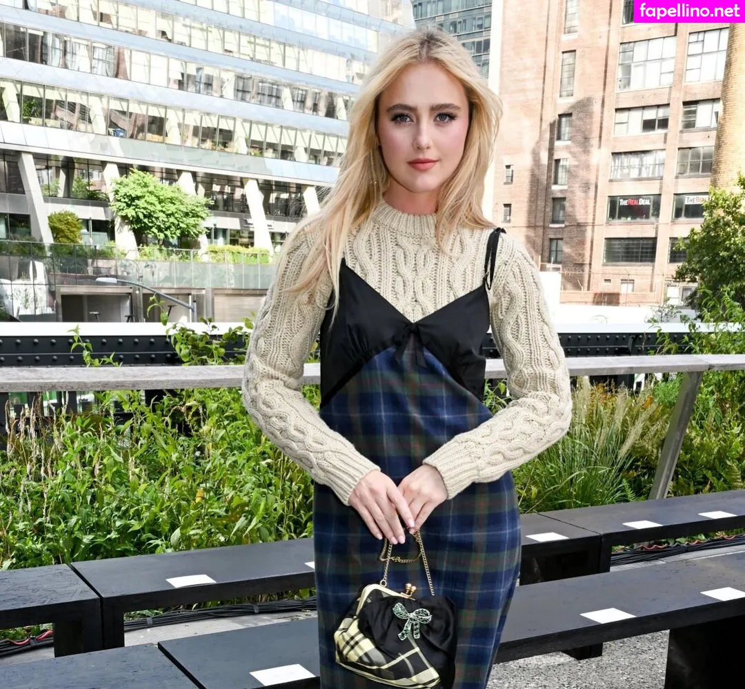 Kathryn Newton, kathryynn Nude Leaked OnlyFans Photo #XfjWcgls4E