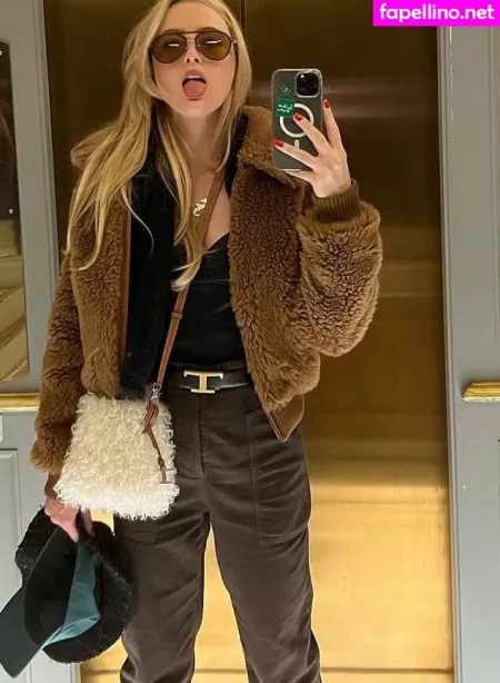 Kathryn Newton OnlyFans Thumbnail #aziMAAGgoG