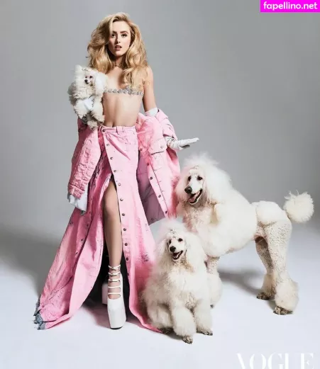 Kathryn Newton OnlyFans Thumbnail #kL3FtkqGRC