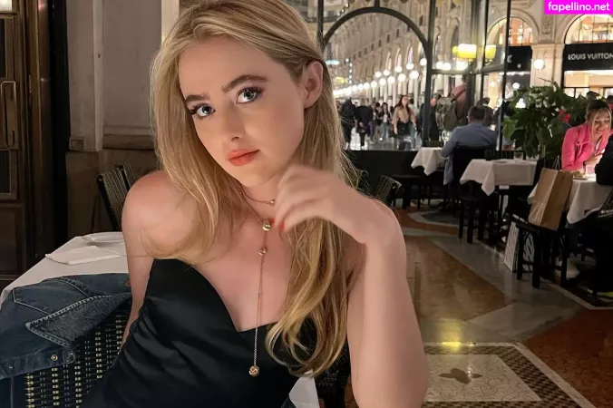 Kathryn Newton OnlyFans Thumbnail #p6GLDoBIET