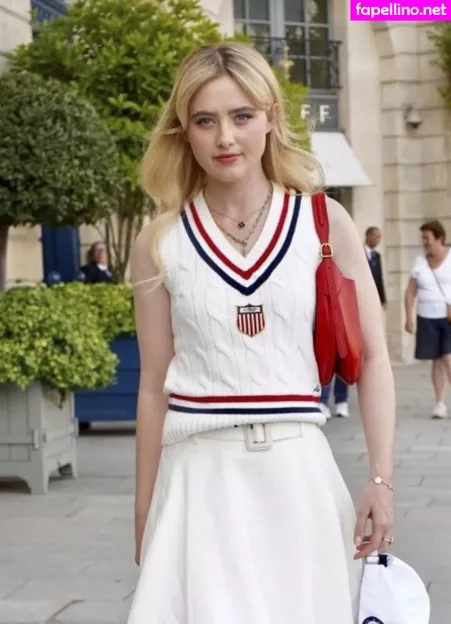 Kathryn Newton OnlyFans Thumbnail #se1gnFhkQN