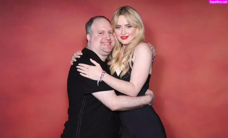 Kathryn Newton OnlyFans Thumbnail #vDMvZ4OKTS