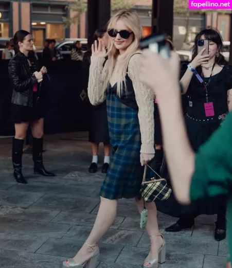 Kathryn Newton OnlyFans Thumbnail #yJR3hpmp2K