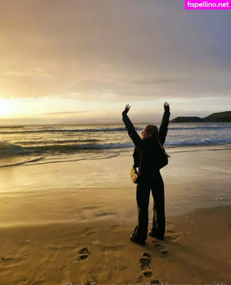 Kathryn Smith OnlyFans Thumbnail #IzXzQ8RWxd