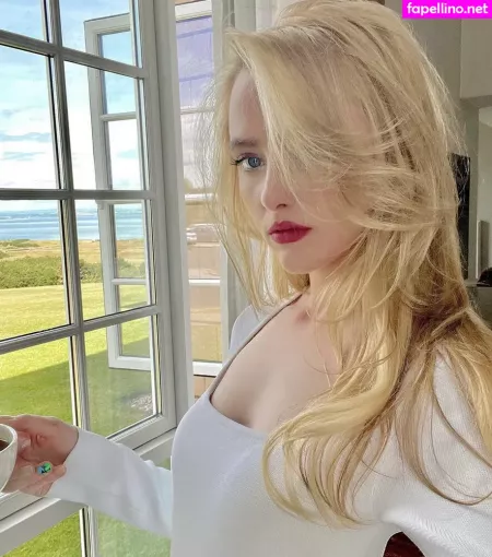 Kathrynton OnlyFans Thumbnail #HKwnmBLnCt