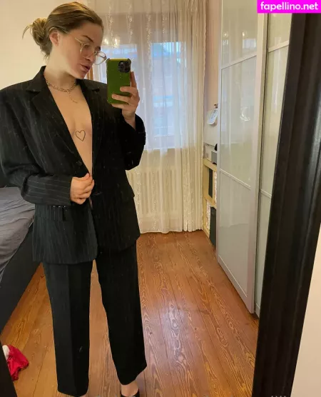 Kathyxwilliams OnlyFans Thumbnail #URbkEwz3PH