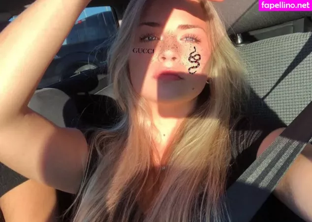 Katia A OnlyFans Thumbnail #XQ3qA0DEVj