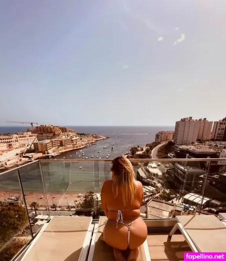 Katia Civitarese OnlyFans Thumbnail #2C9FMNDi84