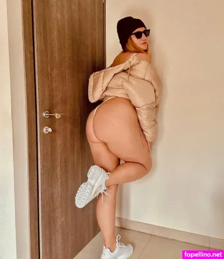 Katia Civitarese OnlyFans Thumbnail #cBd5xNTQbb