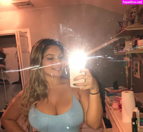 Katie A OnlyFans Thumbnail #uacKeqs0Qk