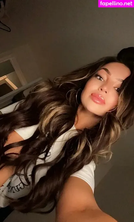 Katie Adler OnlyFans Thumbnail #srmpEVLcaR