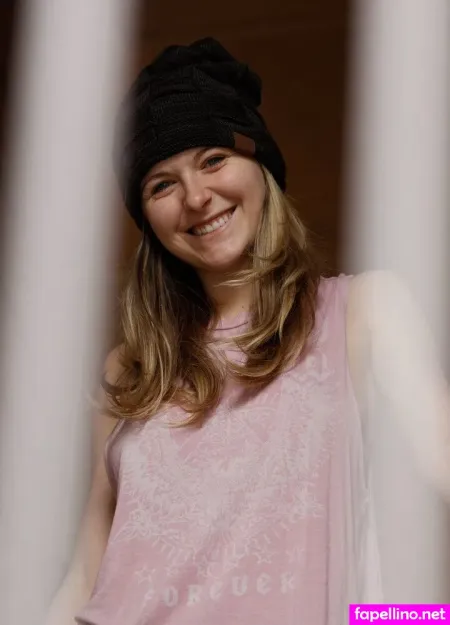 Katie Darling OnlyFans Thumbnail #GncHTOfCkn