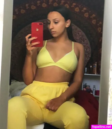 Katie Delaine OnlyFans Thumbnail #mlgT4nKRiq