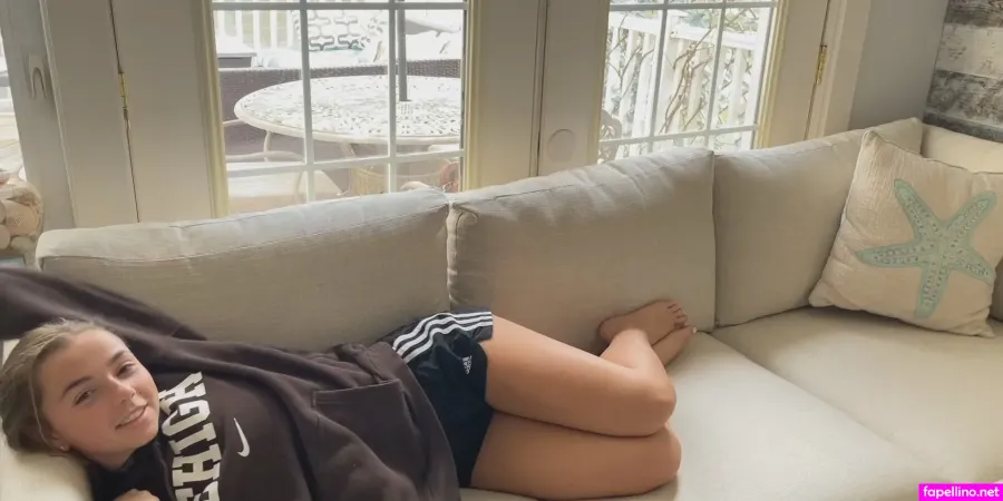 Katie Donnelly OnlyFans Thumbnail #snUEZJXBX3