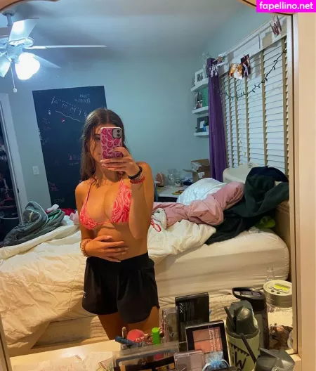 Katie Gilmore OnlyFans Thumbnail #3a1749lxJB