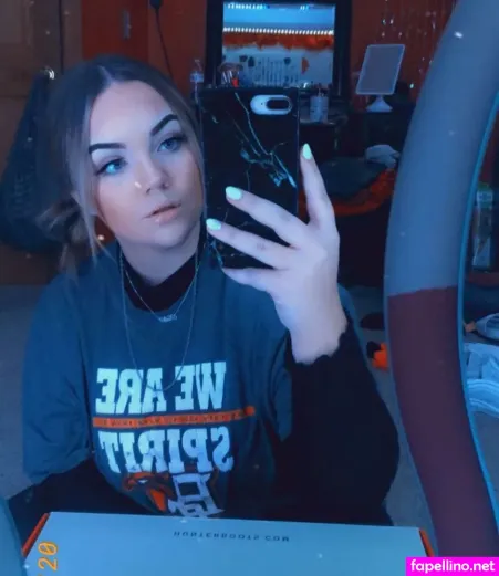 Katie Ooten OnlyFans Thumbnail #d5T7NF9h1r