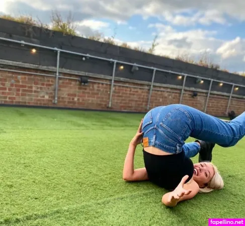 Katie Owen OnlyFans Thumbnail #YCEwiBdWEb