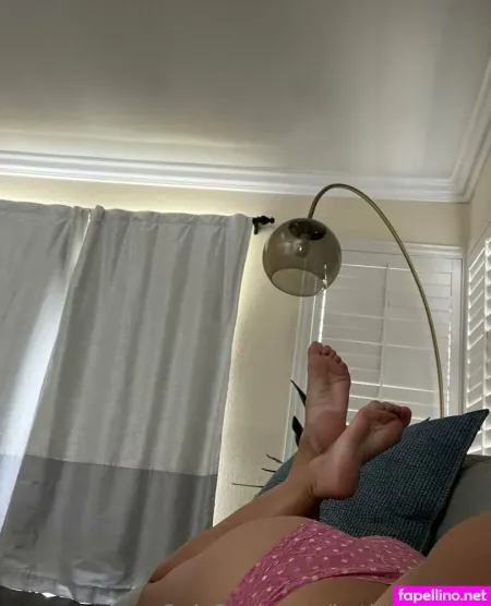 Katie Thurston OnlyFans Thumbnail #qvHNERdwxQ