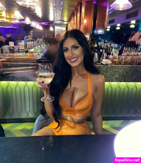 Katie Wilson OnlyFans Thumbnail #1E5Kr3qb32