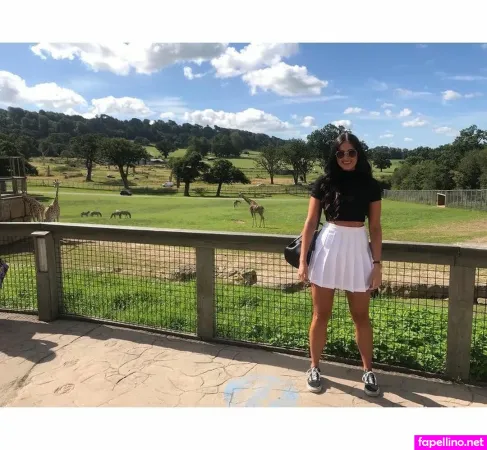 Katie Wilson OnlyFans Thumbnail #4ZD7fnyPPd