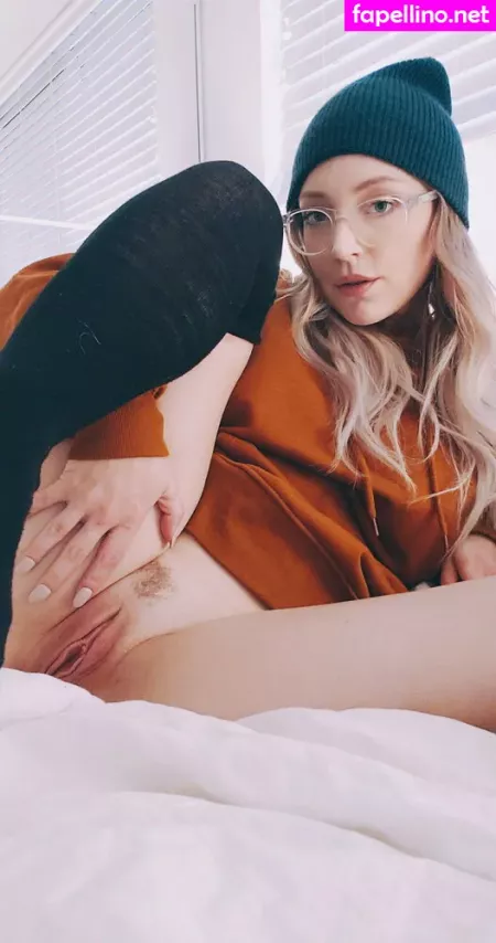 Katiebelle OnlyFans Thumbnail #7iF5OZgVyd