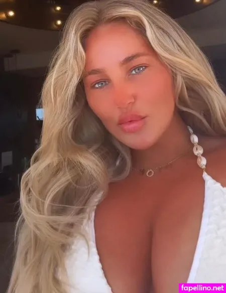 Katiebournesx OnlyFans Thumbnail #4YnO7zt1Im