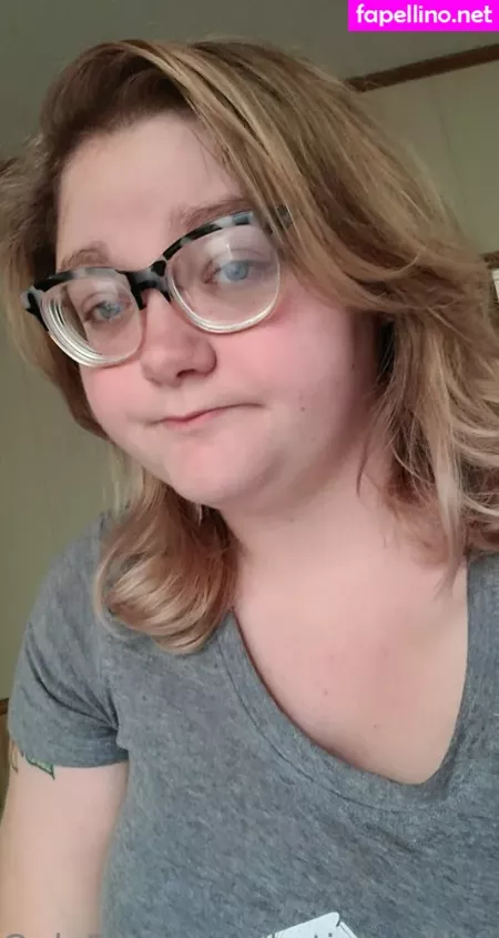 Katiebugkitty122 OnlyFans Thumbnail #EDNQaxJP1f