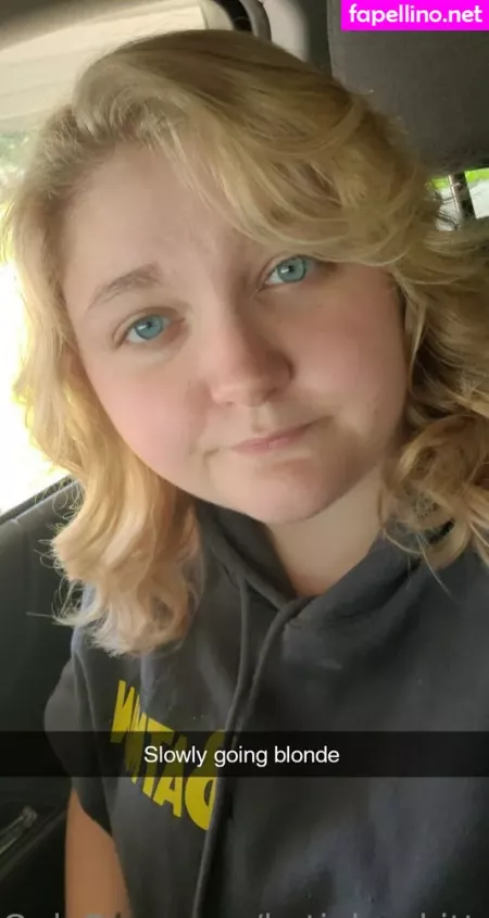 Katiebugkitty122 OnlyFans Thumbnail #H1pVC6jJp7