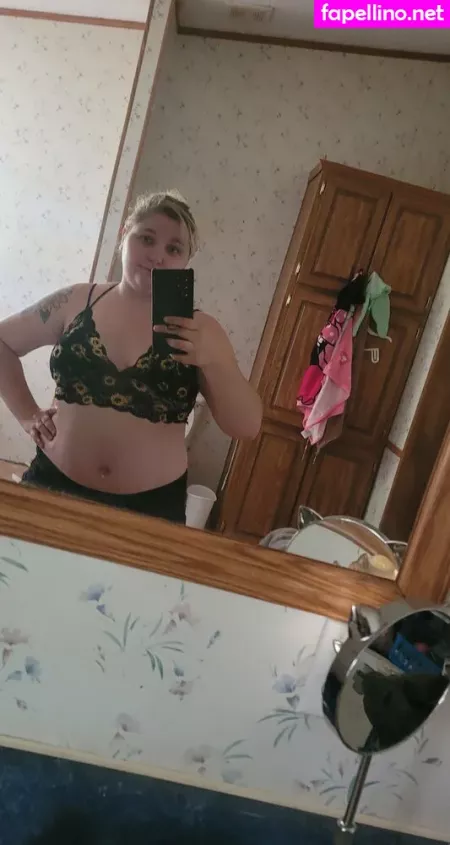 Katiebugkitty122 OnlyFans Thumbnail #SajMuOOzBp