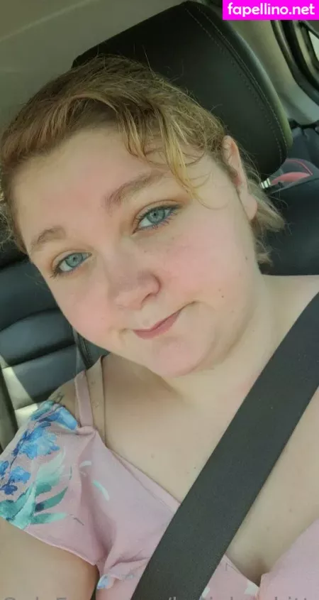 Katiebugkitty122 OnlyFans Thumbnail #ag0t2ErZfn