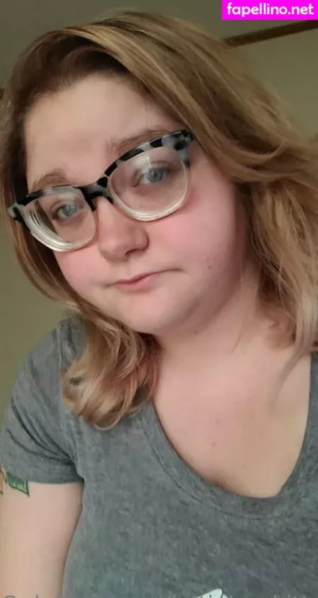 Katiebugkitty122 OnlyFans Thumbnail #mm0TkcRCQs