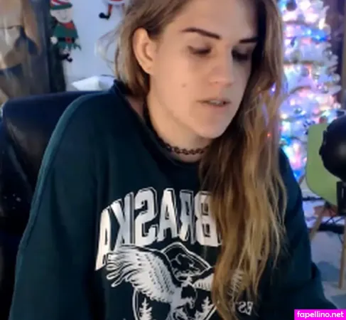 Katiecutie OnlyFans Thumbnail #t6uGpfBUHY