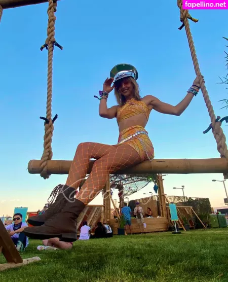 Katiedaisy OnlyFans Thumbnail #fM2bBbZ9fX